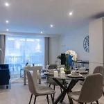 1 Bedroom Apartment In Burj Digbeth Db1