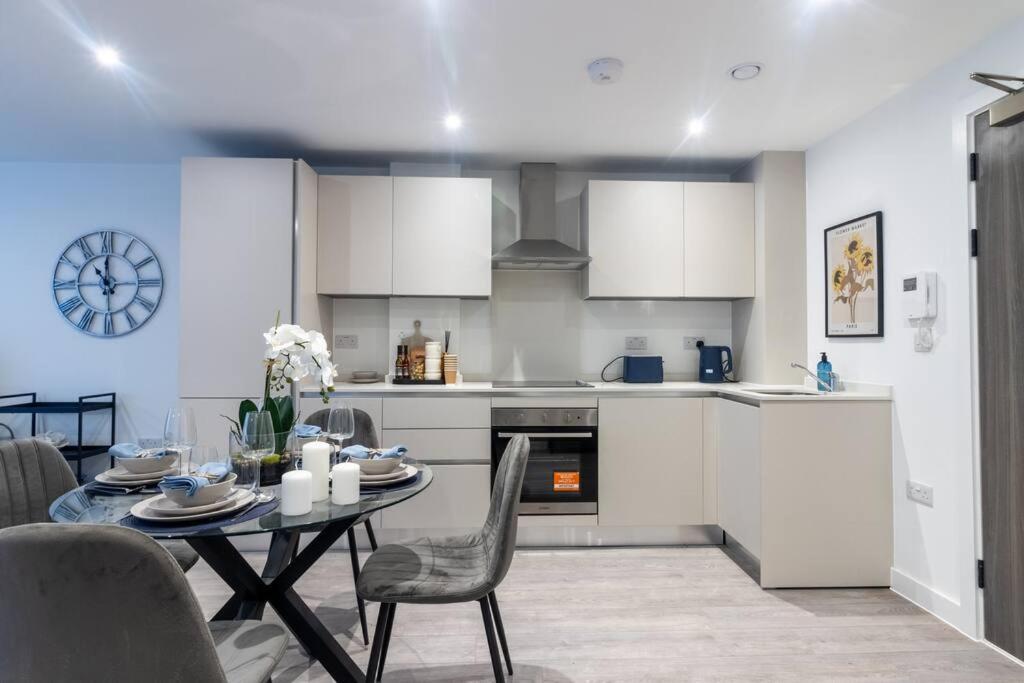 1 Bedroom In Burj Digbeth Db1 * Birmingham